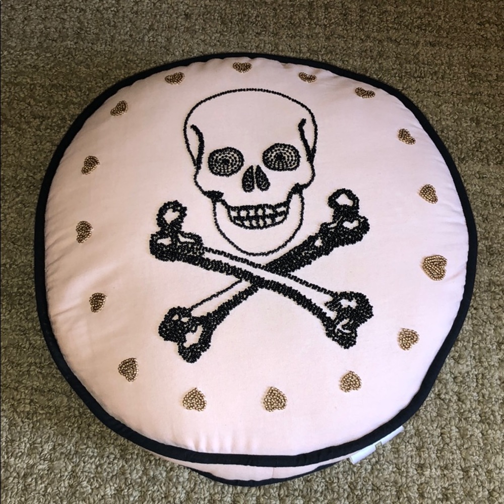 skull decorative pillow